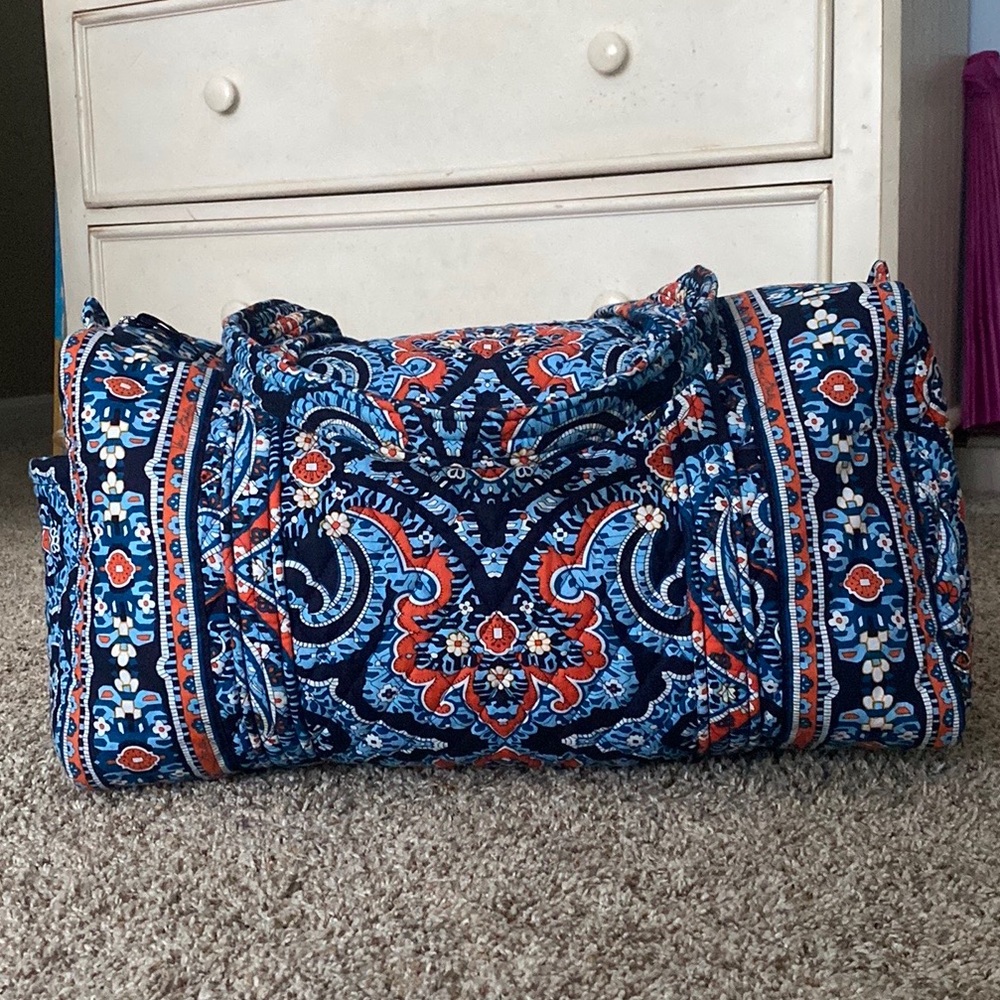 vera bradley | travel bag